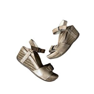 Bussola Formentera Frida Platform Sandal Taupe size 40 US 8